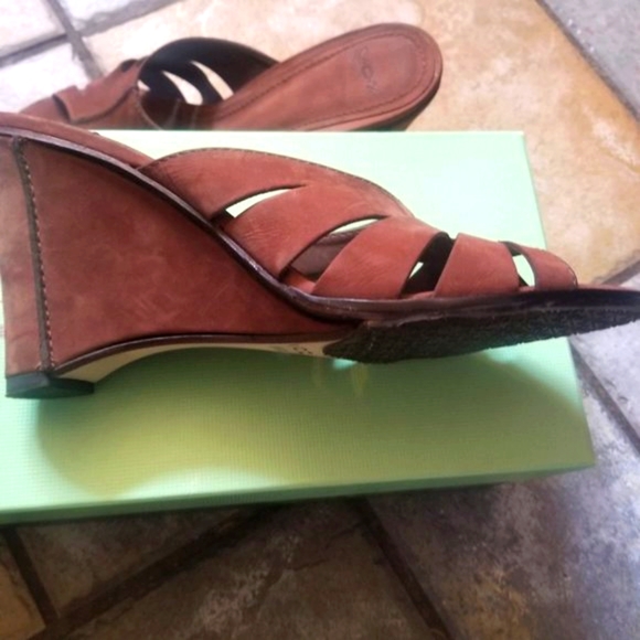 V.O.Z Rich brown suede Wedge Slide. - Picture 4 of 9